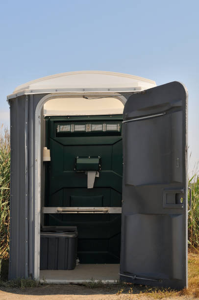 Best Portable toilet rental cost  in Morrison, IL